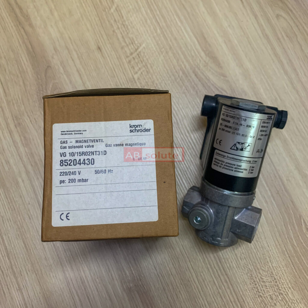 VG10/15R02NT31D Gas Solenoid Valve " Kromschroder "