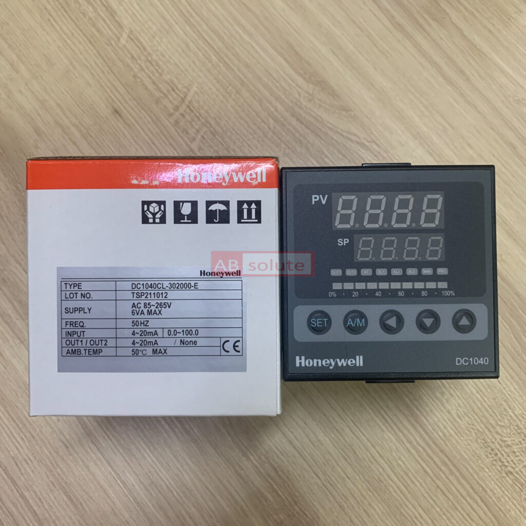 DC1000 Universal Controller " Honeywell "